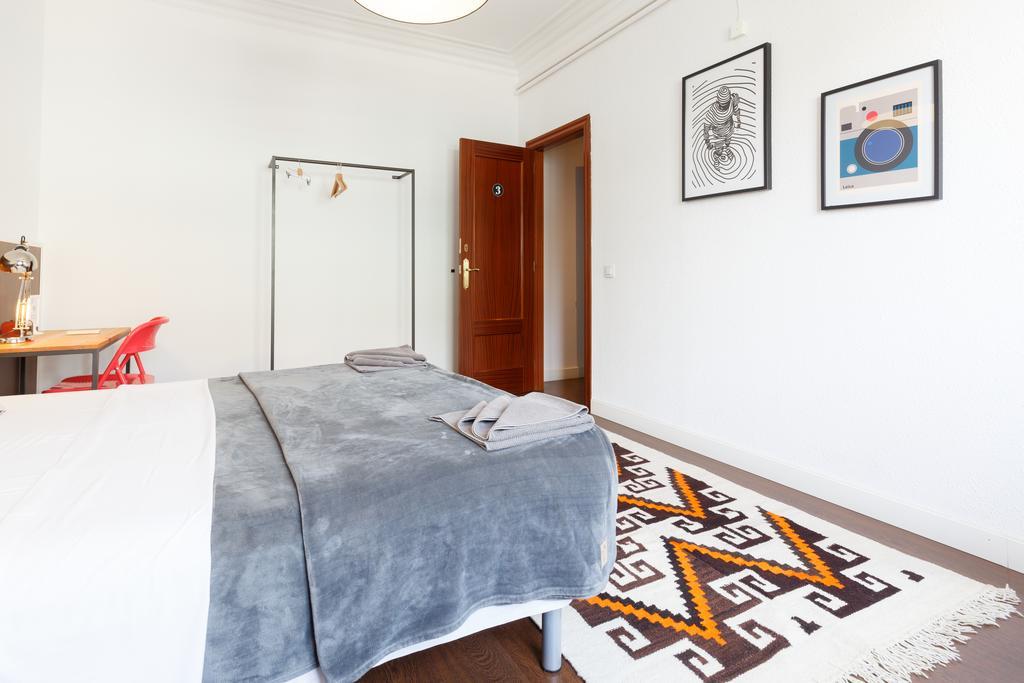 Sweet Bcn Traveller House Apartment Barcelona Exterior foto